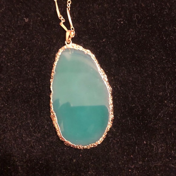 Teal agate with gold trim necklace - Picture 2 of 3